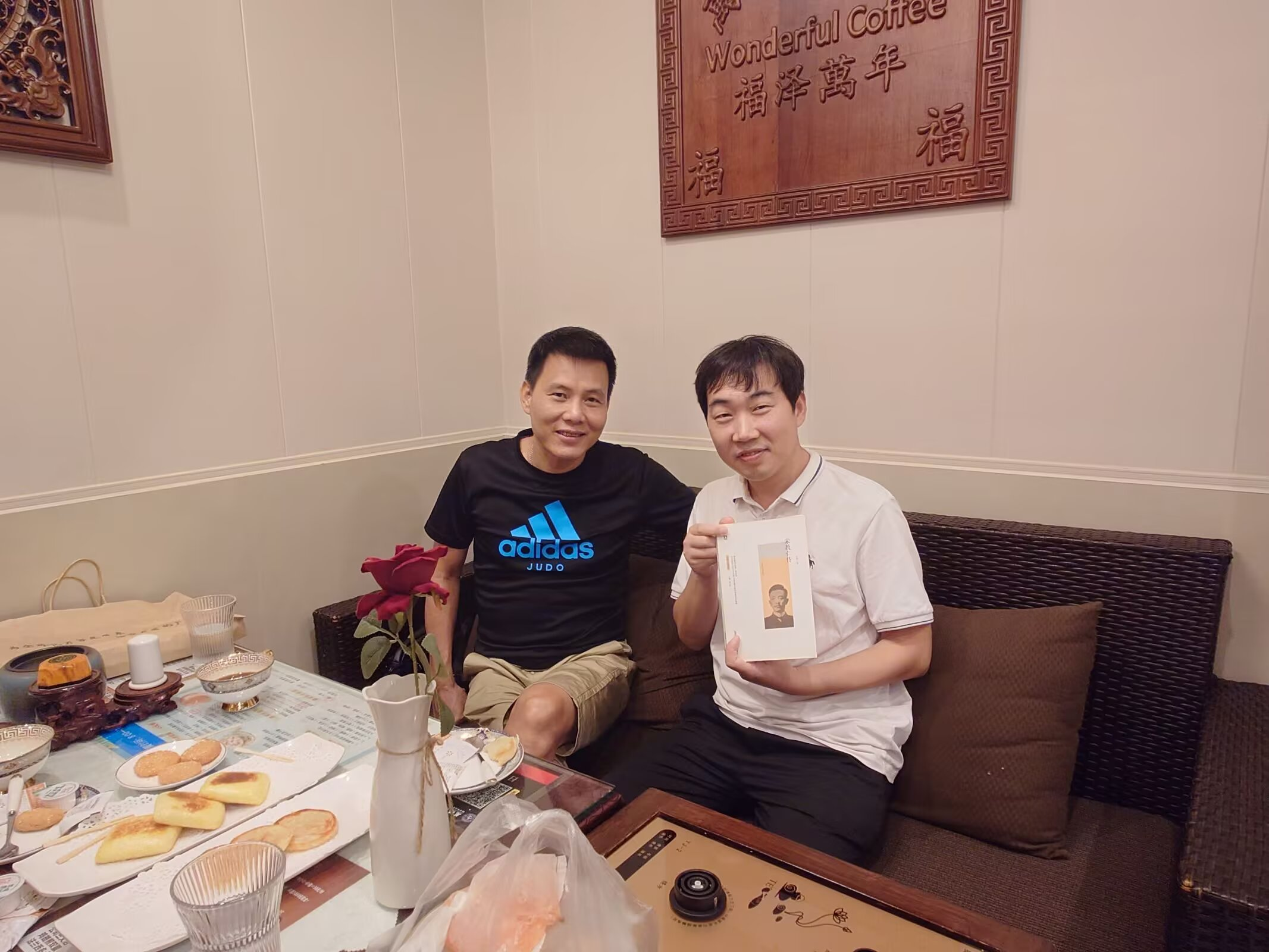 跟问非（郑枫）兄小叙缩略图